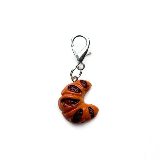 CROISSANT Charm - Glam & Gallop