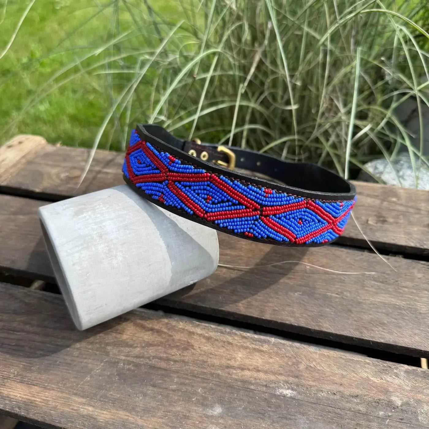 Hundehalsband Maasai aus Leder mit Perlen - Größe XL - Glam & Gallop