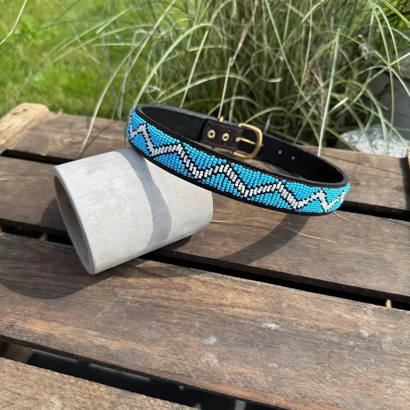 Hundehalsband Maasai aus Leder mit Perlen - Größe XL - Glam & Gallop